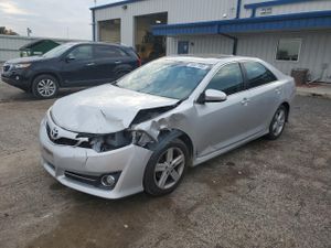 Toyota Camry BASE 2.5L 4 2012