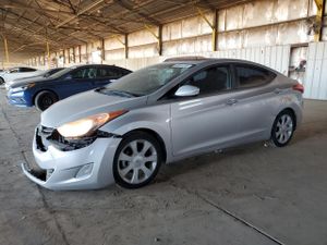 Hyundai Elantra GLS 1.8L 4 2013