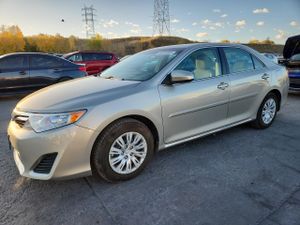 Toyota Camry L 2.5L 4 2013