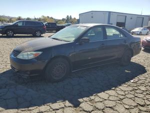 Toyota Camry LE 2.4L 4 2002