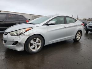 Hyundai Elantra GLS 1.8L 4 2012