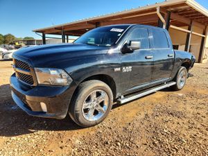 RAM 1500 ST 5.7L 8 2015