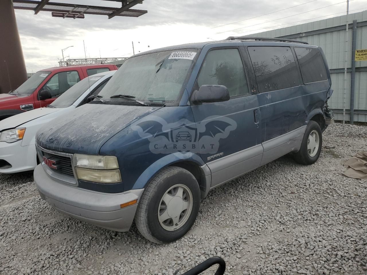 GMC Safari XT 4.3L 6 2000