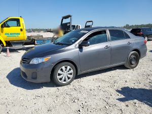 Toyota Corolla BASE 1.8L 4 2013