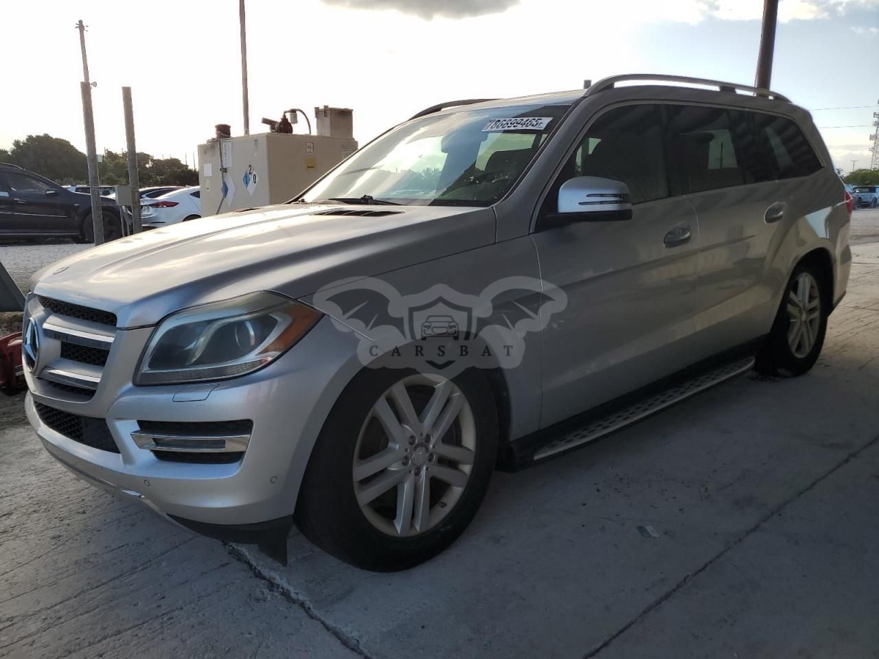 Mercedes-Benz GL 450 4MATIC 4.6L 8 2013