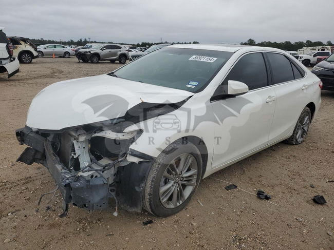 Toyota Camry LE 2.5L  4 2017