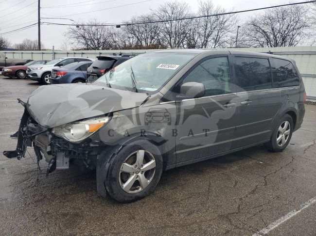 Volkswagen Routan SE 3.8L  6 2010
