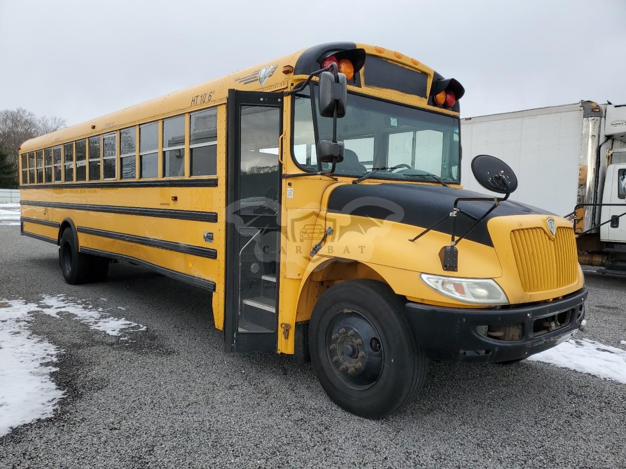 IC Corporation CE Series CE 6.4L 8 2012