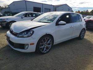 Volkswagen Golf 2.0L 4 2013