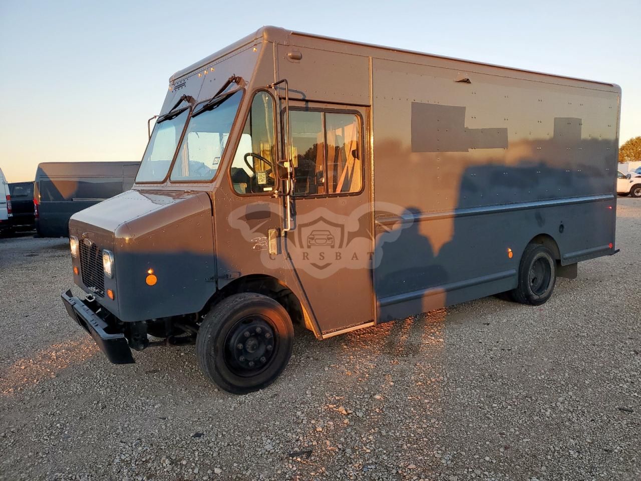 Freightliner Business Class M2 M LINE WALK-IN VAN 6.0L 8 2021