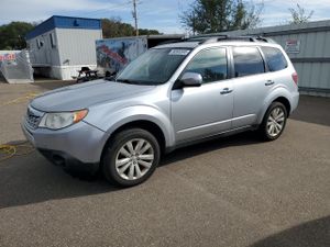 Subaru Forester 2.5X PREMIUM 2.5L 4 2013