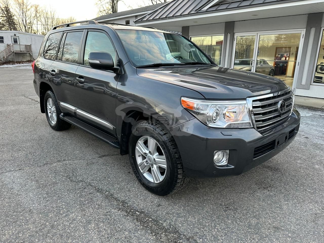 Toyota Land Cruiser 5.7L 8 2013