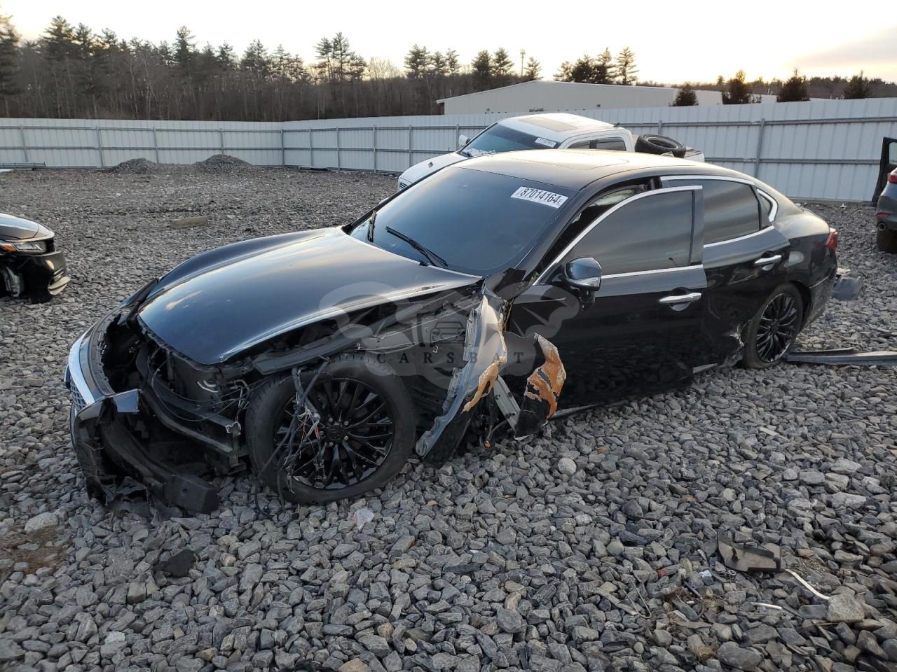 Infiniti Q70 5.6 5.6L 8 2015