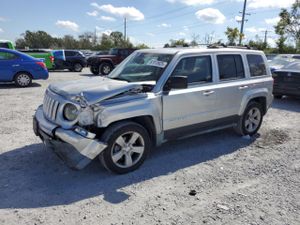 Jeep Patriot LATITUDE 2.4L 4 2011
