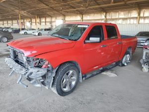 RAM 1500 ST 5.7L 8 2013