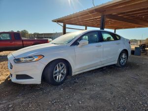 Ford Fusion SE 2.5L 4 2015