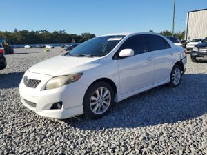 Toyota Corolla BASE 1.8L 4 2010