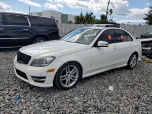 Mercedes-Benz C 250 1.8L 4 2013