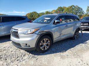 Toyota Highlander XLE 3.5L 6 2015