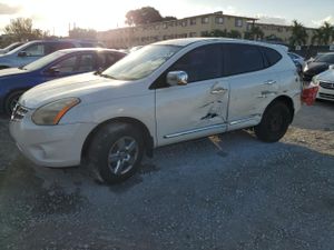 Nissan Rogue S 2.5L 4 2012