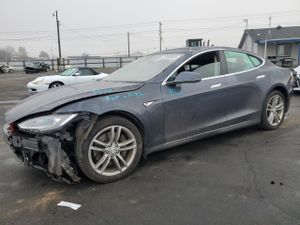 Tesla Model S 85D 2015