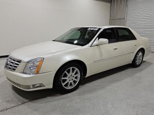 Cadillac DTS LUXURY COLLECTION 4.6L 8 2011
