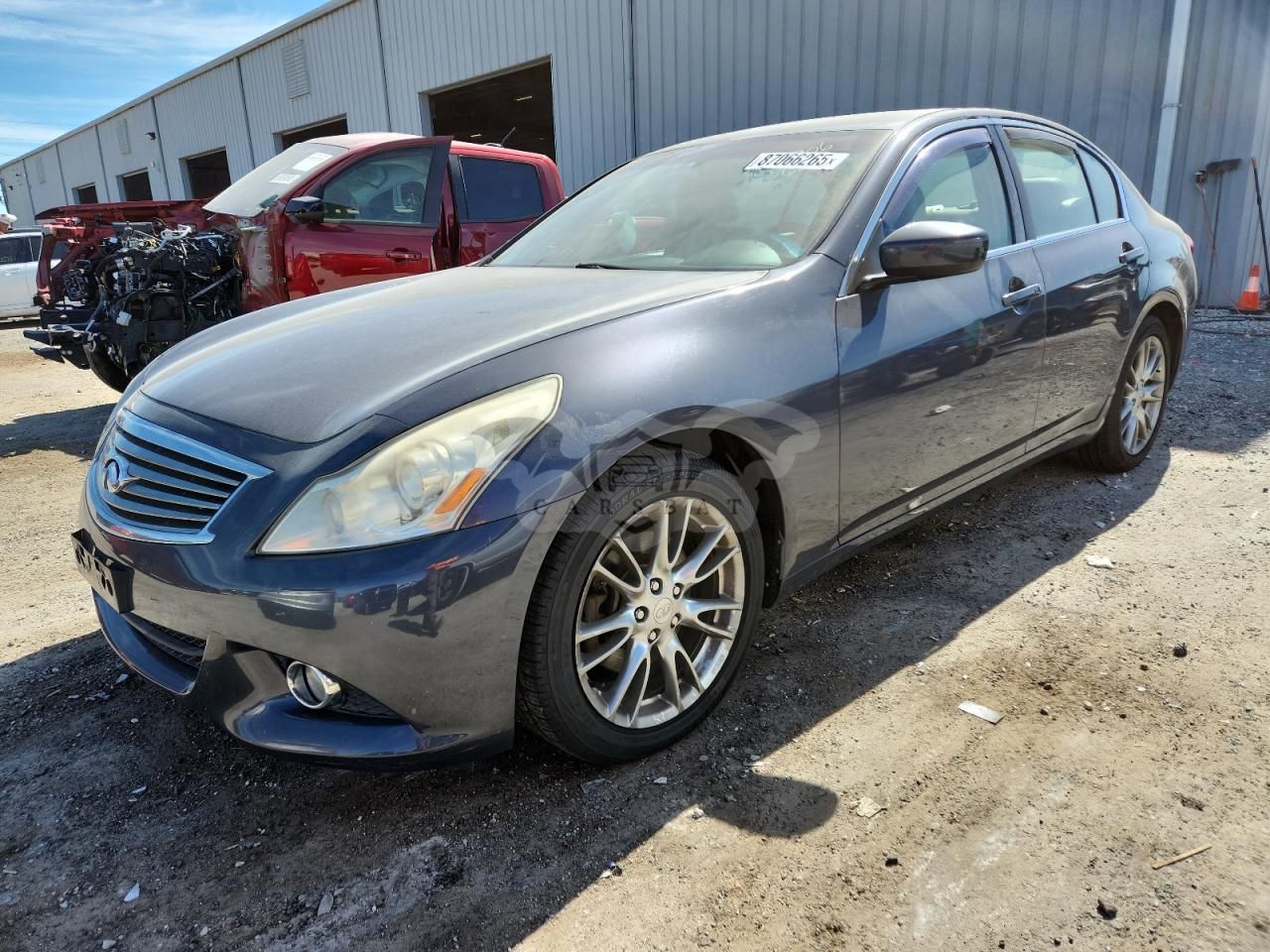 Infiniti G37 3.7L 6 2012