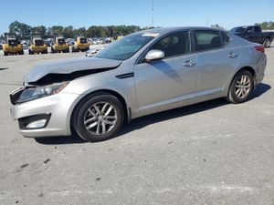 Kia Optima LX 2.4L 4 2013