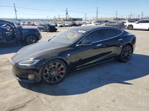 Tesla Model S 2020