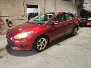 Ford Focus SE 2.0L 4 2014