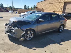Ford Focus SE 2.0L 4 2014