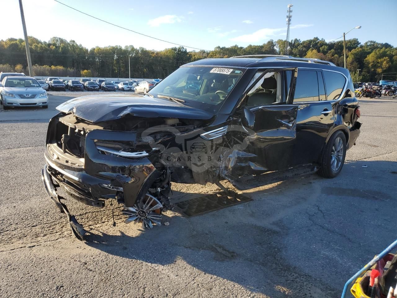Infiniti QX80 LUXE 5.6L 8 2022