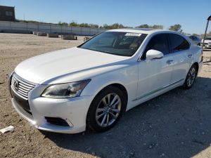 Lexus LS 460 4.6L 8 2013