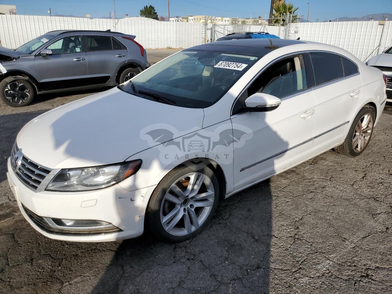 Volkswagen Passat CC LUXURY 2.0L 4 2013