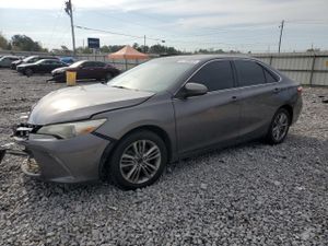 Toyota Camry LE 2.5L 4 2015