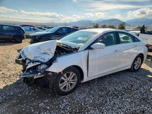 Hyundai Sonata GLS 2.4L 4 2013
