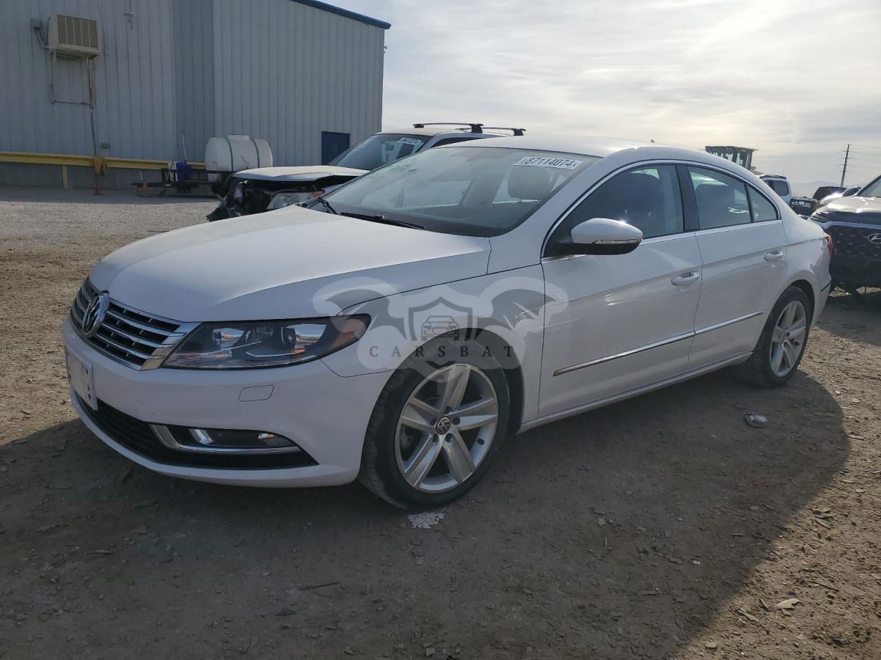 Volkswagen Passat CC 2.0L  4 2014