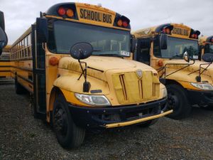 IC Corporation CE Series CE 6.4L 8 2009