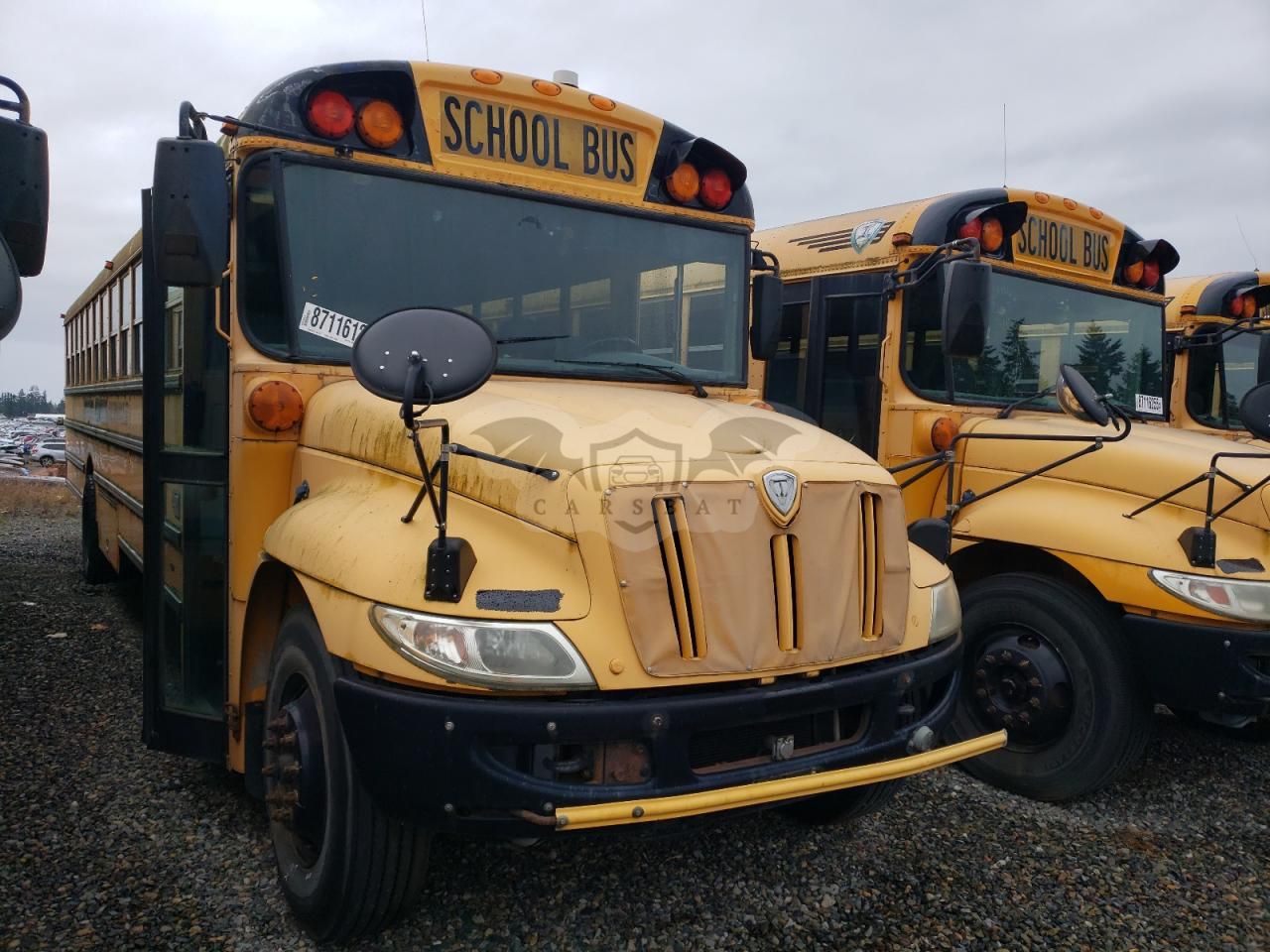 IC Corporation CE Series CE 6.4L 8 2009