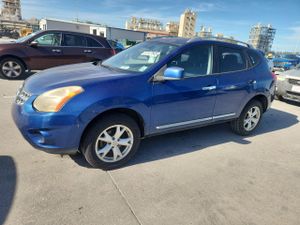 Nissan Rogue S 2.5L 4 2011