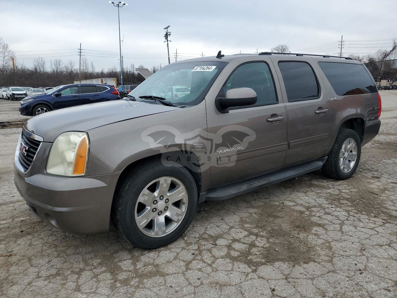 GMC Yukon C1500 SLE 5.3L  8 2011