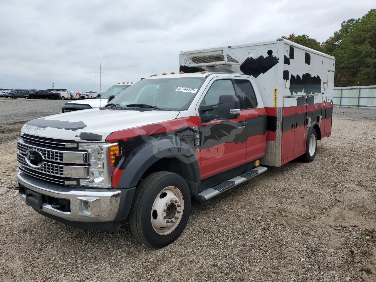 Ford F550 SUPER DUTY 6.7L 8 2017