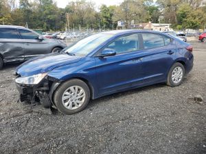 Hyundai Elantra SE 2.0L 4 2019