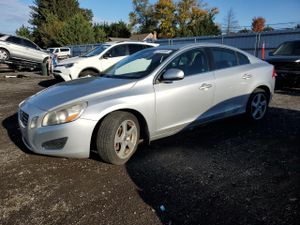 Volvo S60 T5 2.4L 5 2012