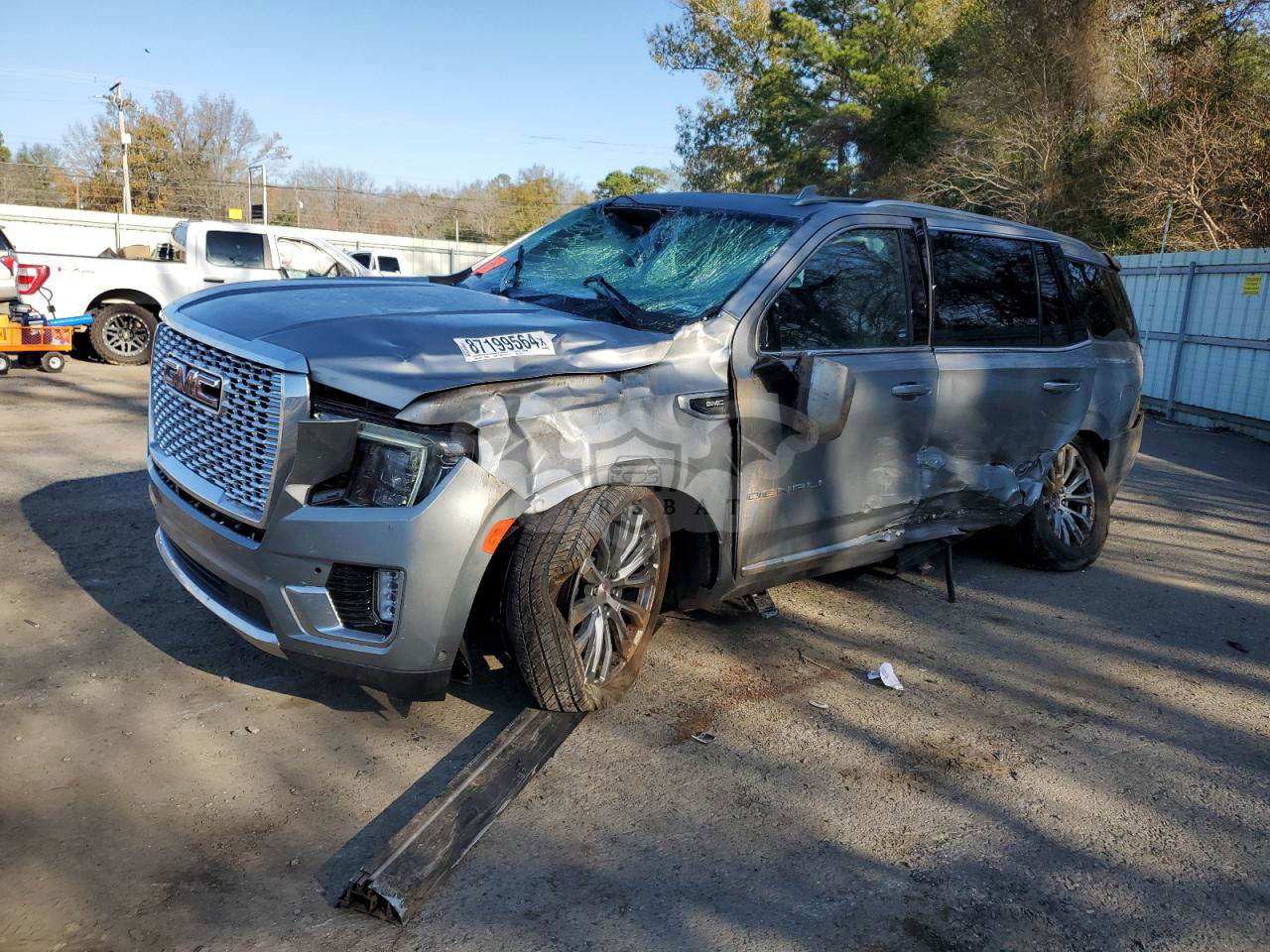 GMC Yukon DENALI 6.2L  8 2024