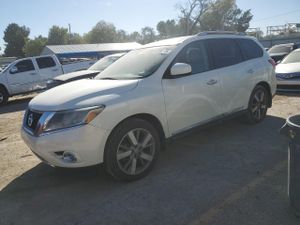 Nissan Pathfinder S 3.5L 6 2015