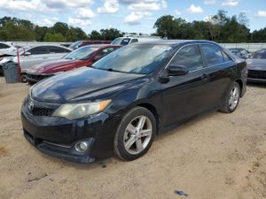 Toyota Camry L 2.5L 4 2013