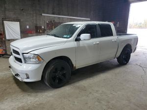 RAM 1500 SPORT 5.7L 8 2014