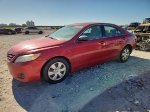 Toyota Camry BASE 2.5L 4 2011