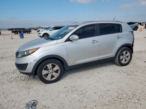 Kia Sportage LX 2.4L 4 2011